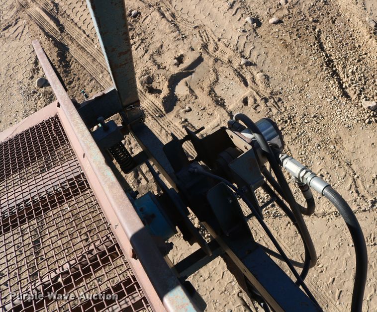 image for item EO9862 Power Screen MKII  topsoil screen