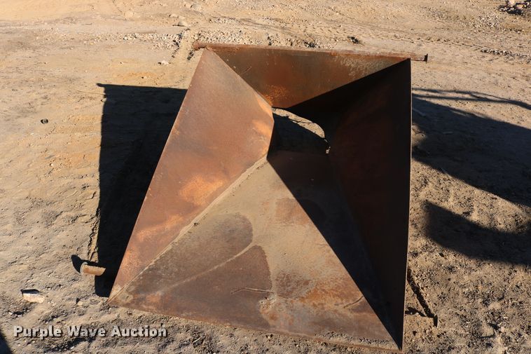 image for item EO9862 Power Screen MKII  topsoil screen