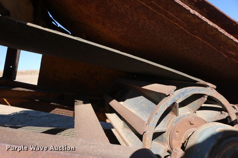 image for item EO9863 NC Ribble stacking conveyor