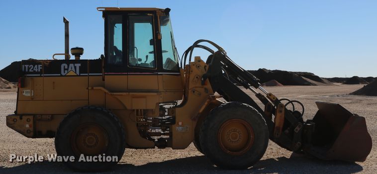 image for item EO9874 1999 Caterpillar IT24F  wheel loader