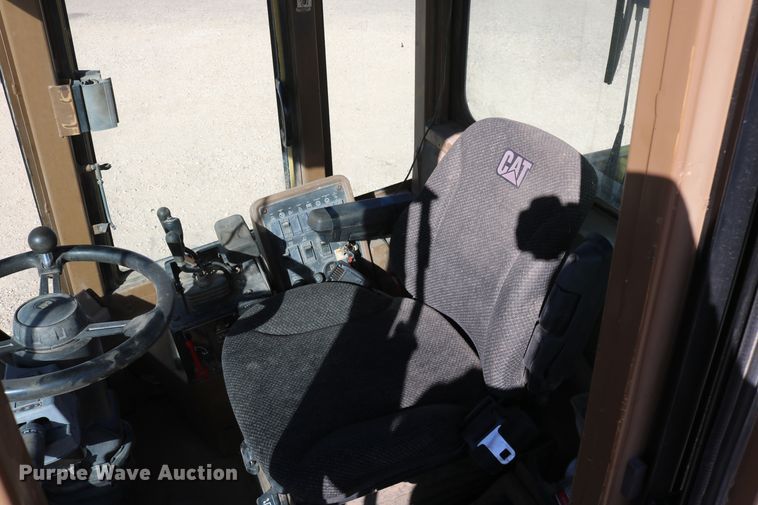 image for item EO9874 1999 Caterpillar IT24F  wheel loader