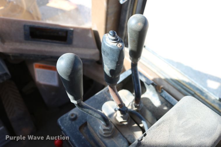 image for item EO9874 1999 Caterpillar IT24F  wheel loader