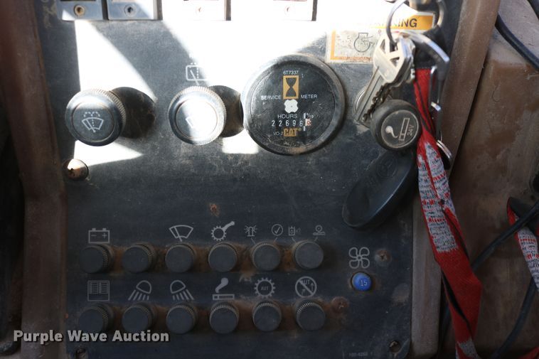 image for item EO9874 1999 Caterpillar IT24F  wheel loader