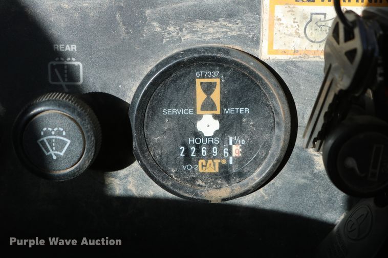 image for item EO9874 1999 Caterpillar IT24F  wheel loader