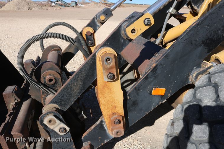 image for item EO9874 1999 Caterpillar IT24F  wheel loader