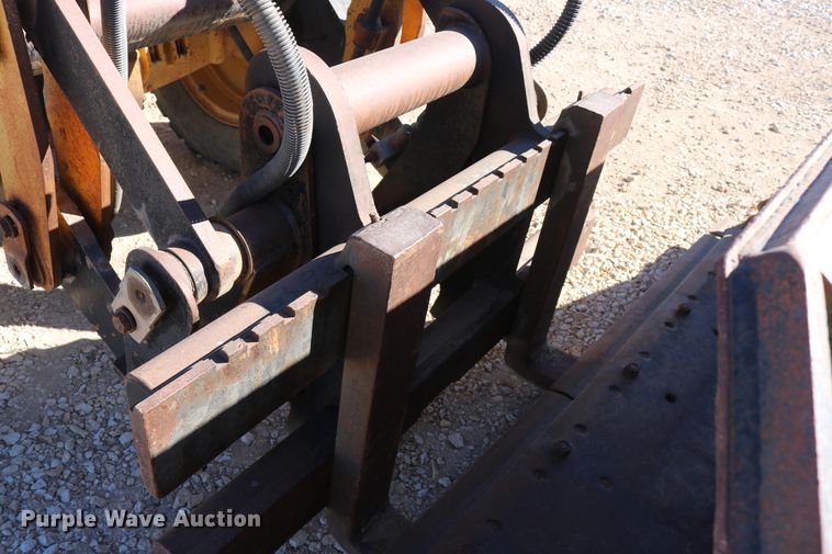 image for item EO9874 1999 Caterpillar IT24F  wheel loader