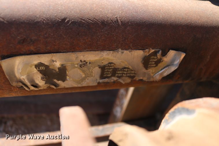 image for item EO9874 1999 Caterpillar IT24F  wheel loader