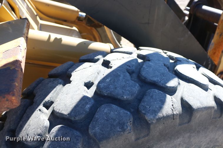 image for item EO9874 1999 Caterpillar IT24F  wheel loader