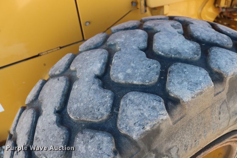 image for item EO9874 1999 Caterpillar IT24F  wheel loader