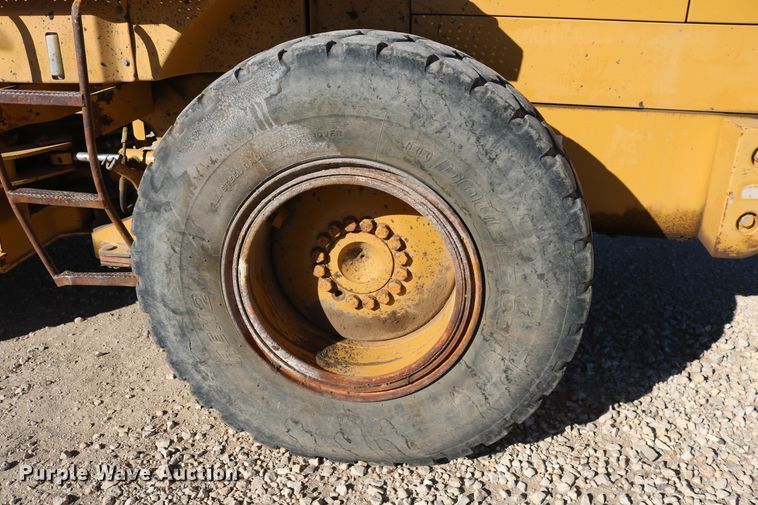 image for item EO9874 1999 Caterpillar IT24F  wheel loader