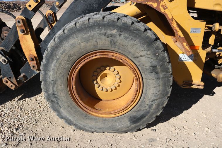 image for item EO9874 1999 Caterpillar IT24F  wheel loader