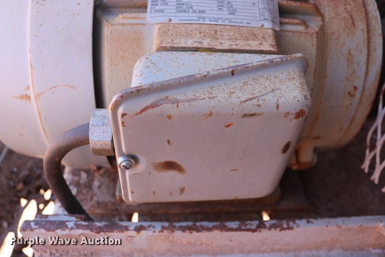 image for item EO9881 Shop built screen