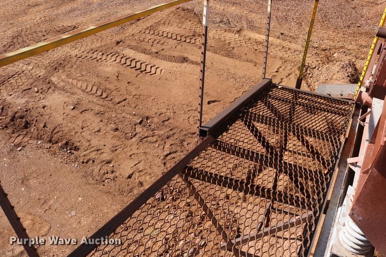 image for item EO9881 Shop built screen