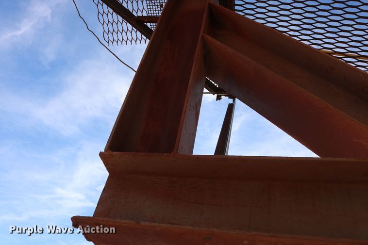 image for item EO9881 Shop built screen