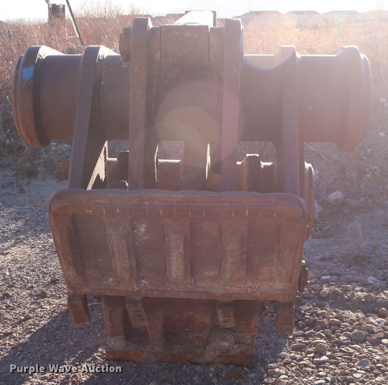 image for item EP9680 Pemberton 8041 28"W fixed position concrete pulverizer