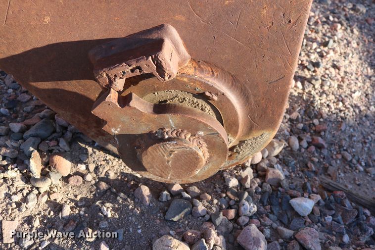 image for item EP9680 Pemberton 8041 28"W fixed position concrete pulverizer