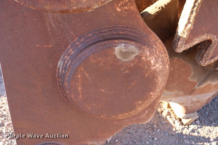 image for item EP9680 Pemberton 8041 28"W fixed position concrete pulverizer