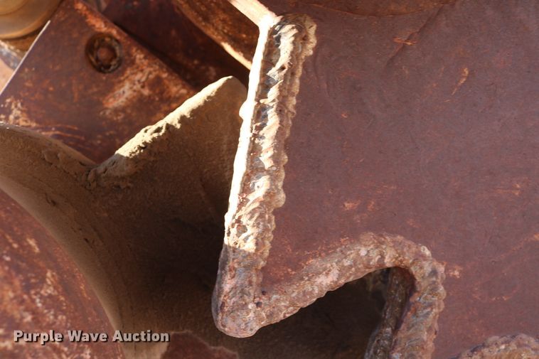 image for item EP9680 Pemberton 8041 28"W fixed position concrete pulverizer