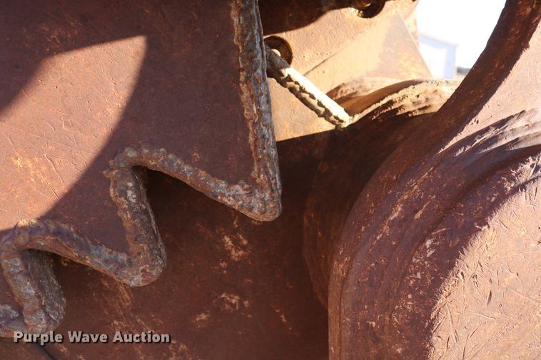 image for item EP9680 Pemberton 8041 28"W fixed position concrete pulverizer