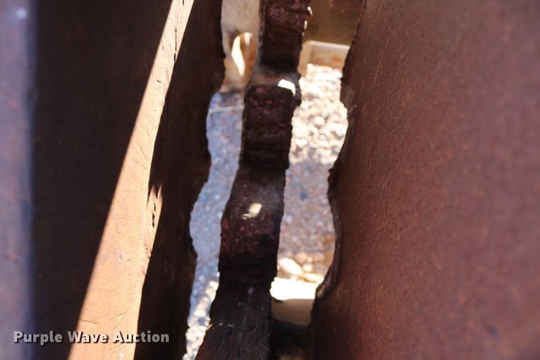 image for item EP9680 Pemberton 8041 28"W fixed position concrete pulverizer