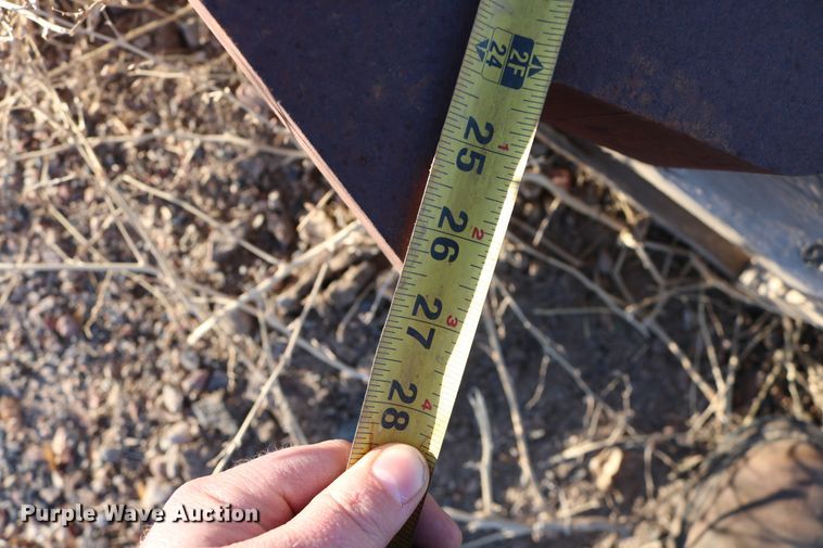 image for item EP9680 Pemberton 8041 28"W fixed position concrete pulverizer