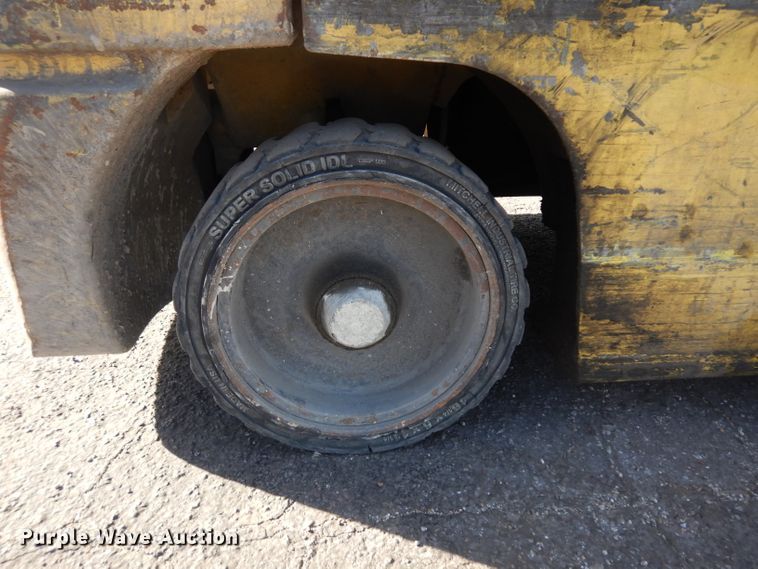 image for item EY9125 Komatsu  forklift