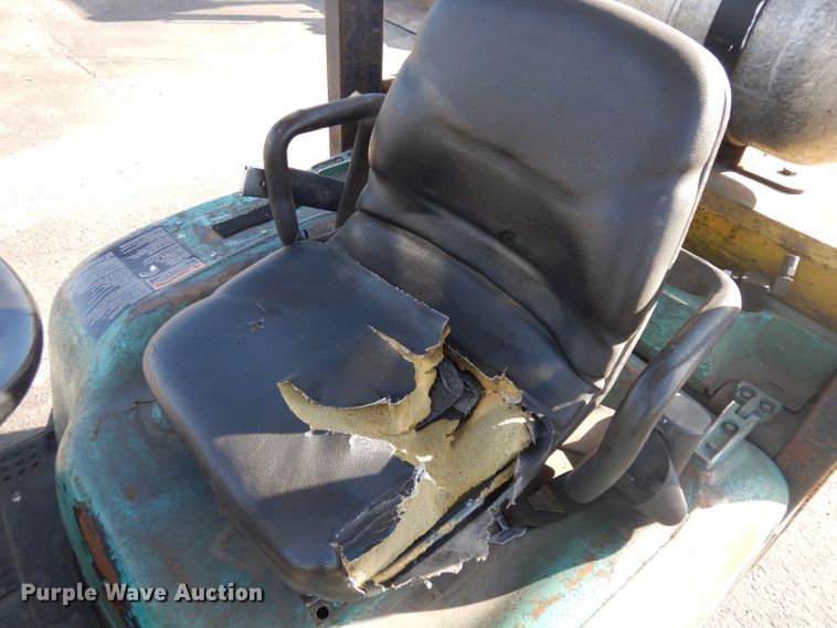 image for item EY9126 Komatsu 3EB96A5310  forklift