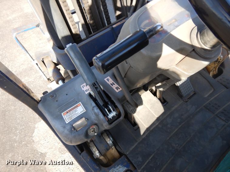 image for item EY9126 Komatsu 3EB96A5310  forklift