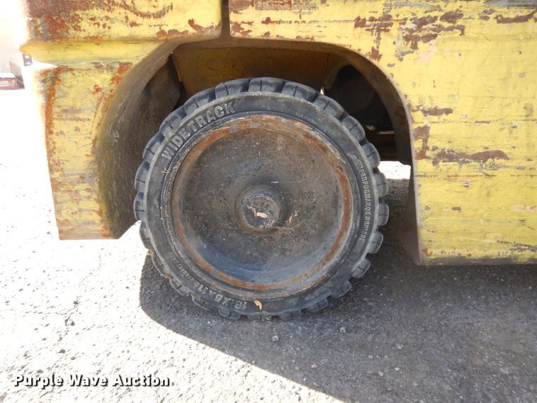 image for item EY9126 Komatsu 3EB96A5310  forklift