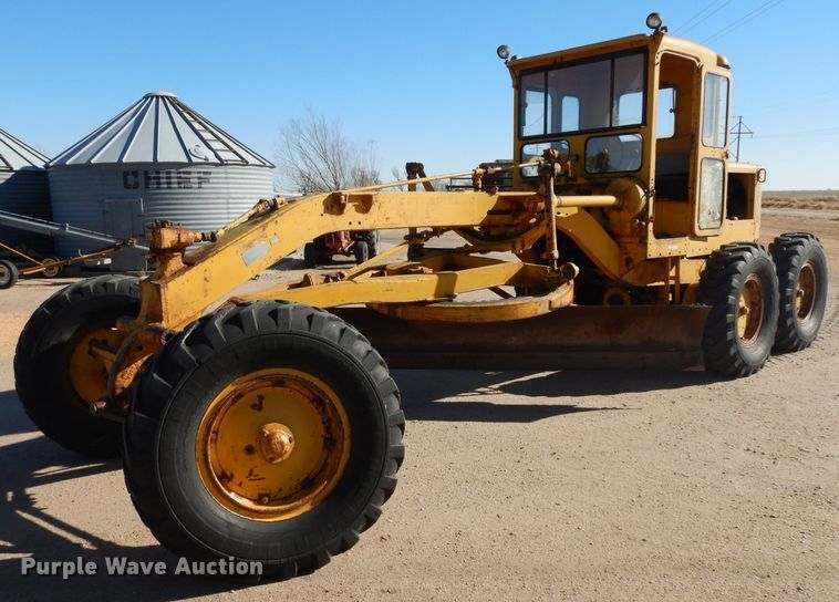 image for item EY9131 Caterpillar  rigid frame motor grader