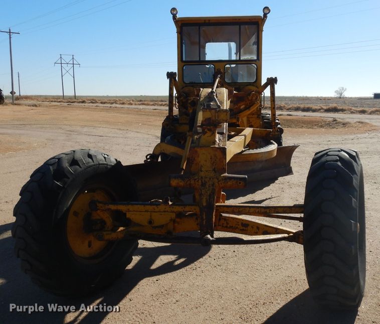 image for item EY9131 Caterpillar  rigid frame motor grader