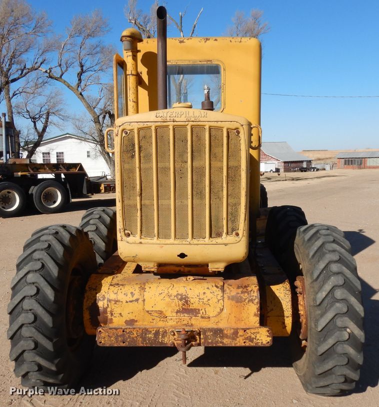 image for item EY9131 Caterpillar  rigid frame motor grader