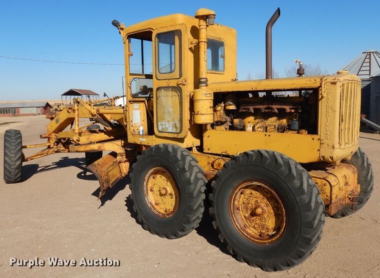 image for item EY9131 Caterpillar  rigid frame motor grader