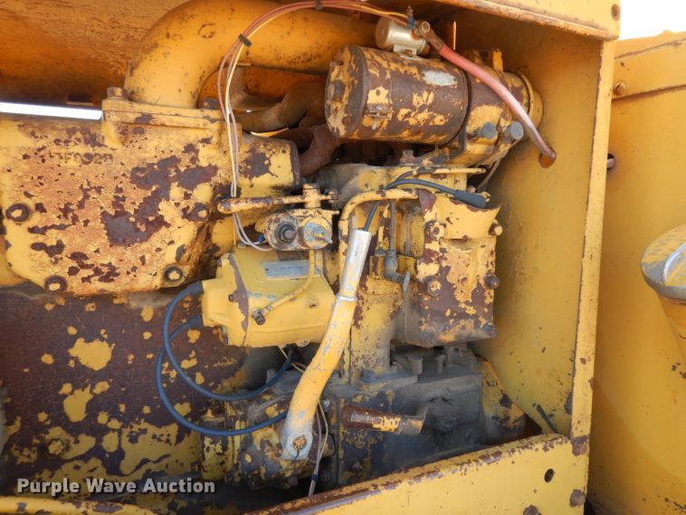 image for item EY9131 Caterpillar  rigid frame motor grader