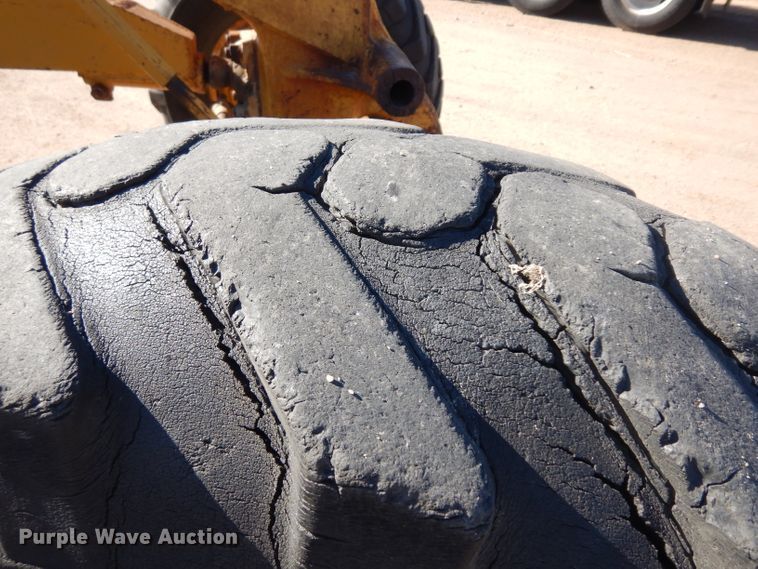 image for item EY9131 Caterpillar  rigid frame motor grader