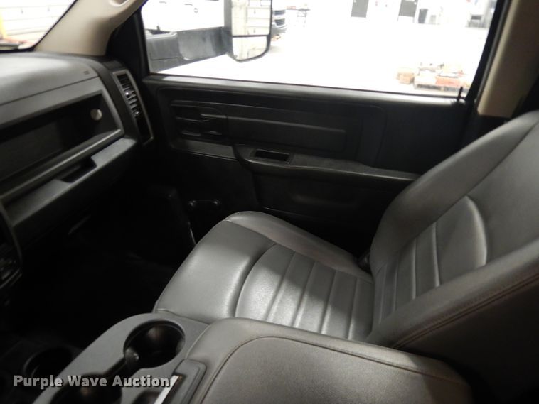 image for item EY9146 2015 Dodge Ram 5500  bucket truck