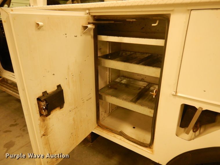 image for item EY9146 2015 Dodge Ram 5500  bucket truck