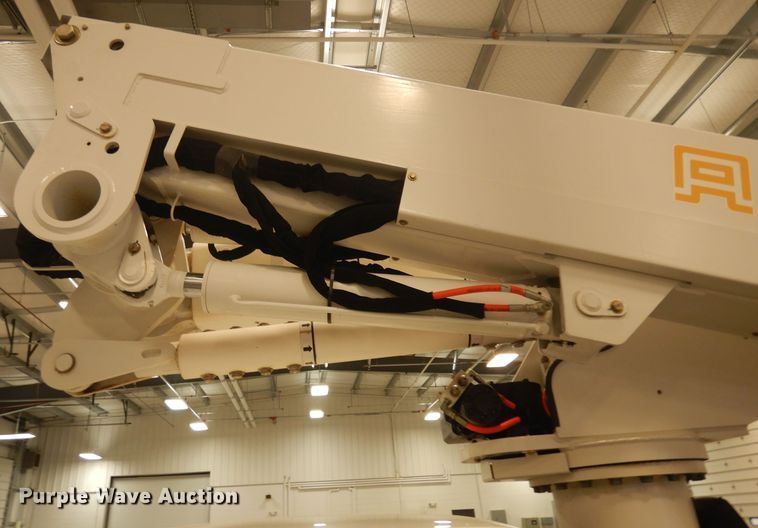 image for item EY9146 2015 Dodge Ram 5500  bucket truck