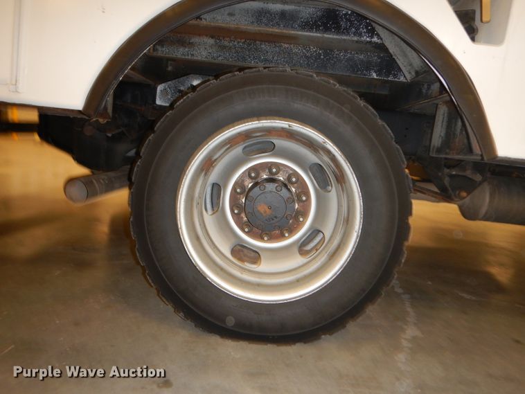 image for item EY9146 2015 Dodge Ram 5500  bucket truck