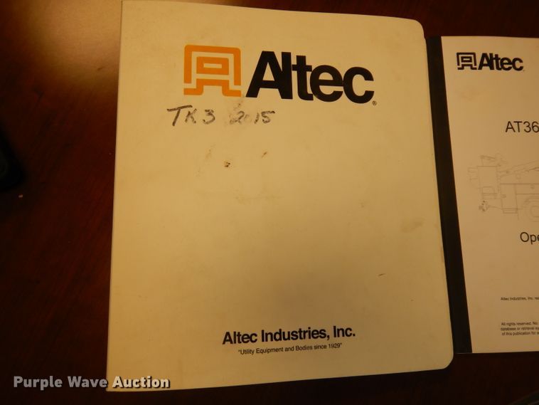 image for item EY9146 2015 Dodge Ram 5500  bucket truck