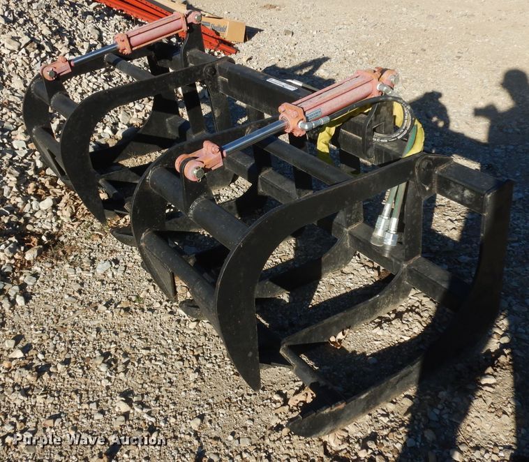 image for item EY9173 77"W skid steer grapple bucket