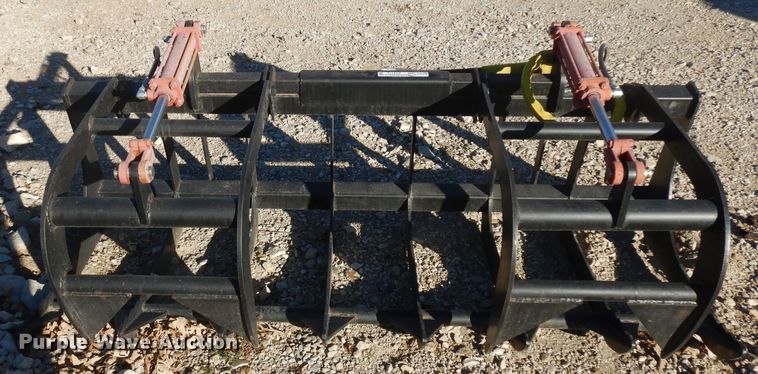 image for item EY9173 77"W skid steer grapple bucket