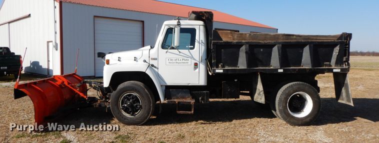 image for item FG9712 1989 International 1754  dump truck