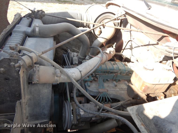 image for item FG9712 1989 International 1754  dump truck