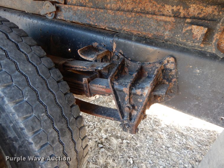 image for item FG9712 1989 International 1754  dump truck