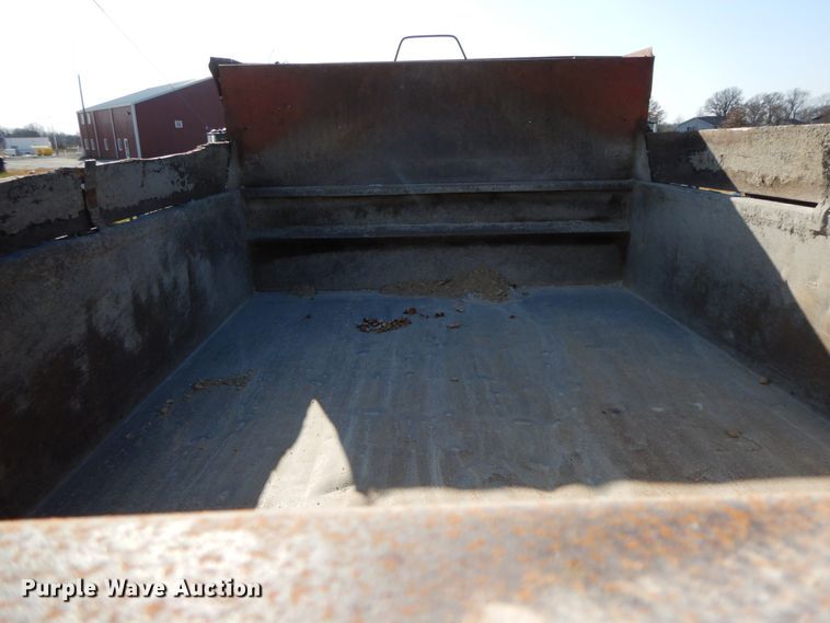 image for item FG9712 1989 International 1754  dump truck