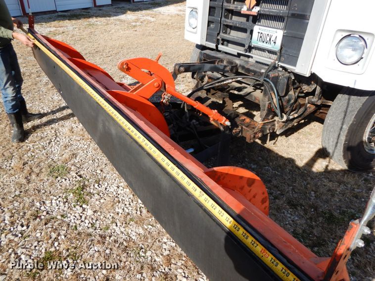 image for item FG9712 1989 International 1754  dump truck