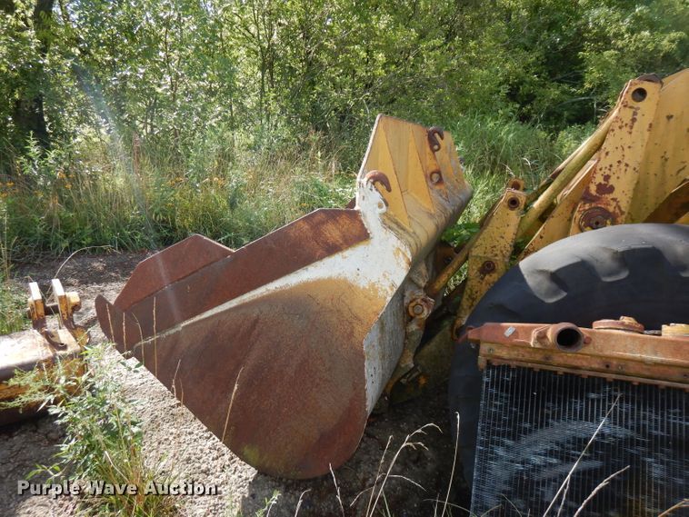 image for item FN9318 1972 Caterpillar 950  wheel loader