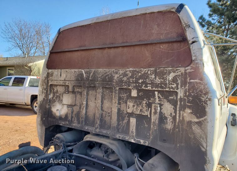 image for item FR9564 2006 Ford F650 Super Duty  truck cab and chassis