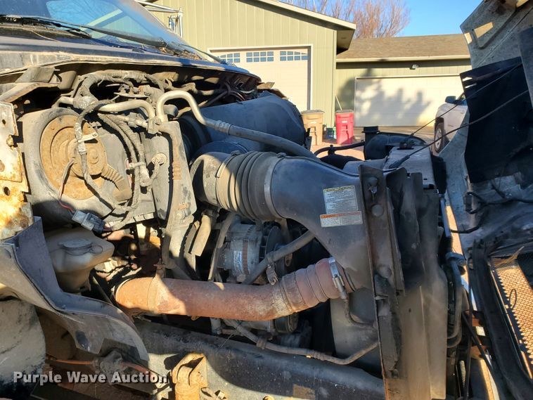 image for item FR9564 2006 Ford F650 Super Duty  truck cab and chassis